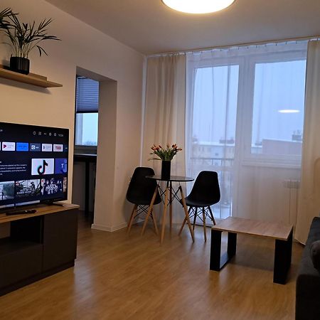 Kawalerka 28M Salon Z Kuchnia Centrum Nowy Sacz Ngoại thất bức ảnh